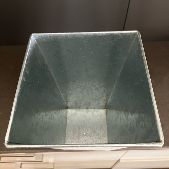 BABY Metal Bin Pink & Green Dot Macbeth Collection by Margaret Josephs - Picture 2 of 4